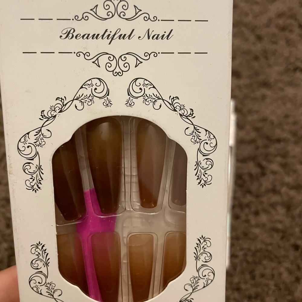 Long brown ombré nails